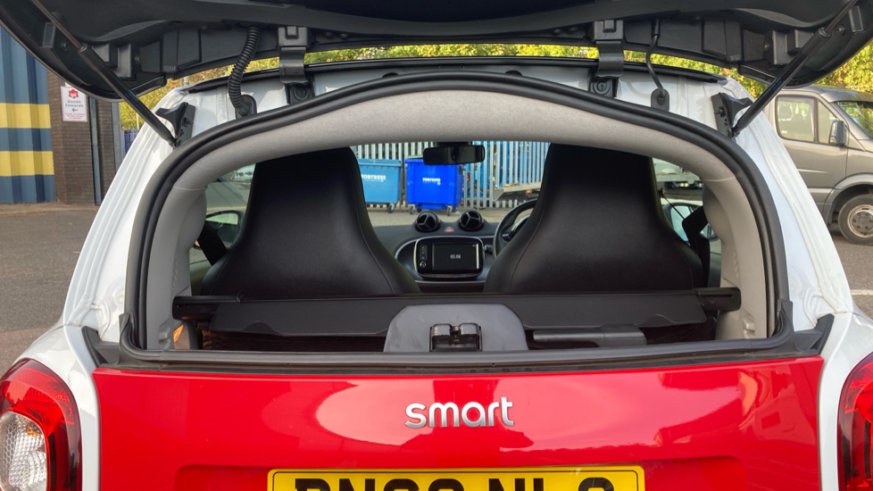 smart fortwo coupe 1.0 Prime Premium 2dr Auto Petrol Coupe - Image 4