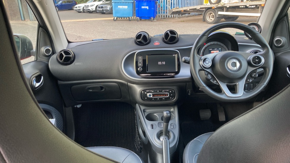 smart fortwo coupe 1.0 Prime Premium 2dr Auto Petrol Coupe - Image 10