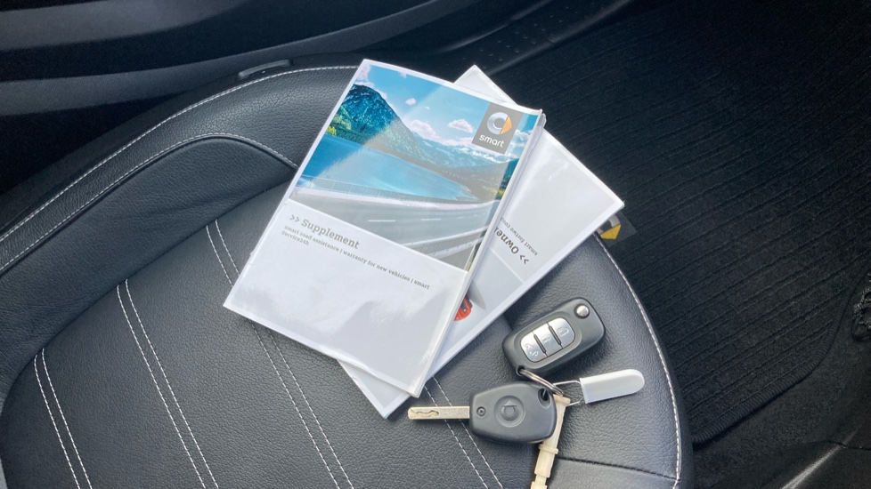 smart fortwo coupe 1.0 Prime Premium 2dr Auto Petrol Coupe - Image 19