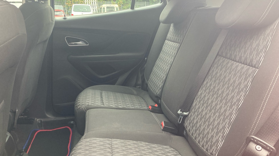 Vauxhall Mokka 1.6i Exclusiv 5dr Petrol Hatchback - Image 16