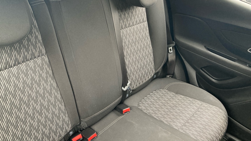 Vauxhall Mokka 1.6i Exclusiv 5dr Petrol Hatchback - Image 38