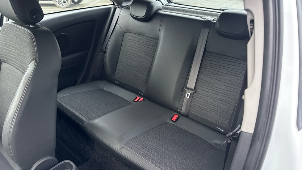 Vauxhall Corsa 1.4 Excite 3dr [AC] Petrol Hatchback - Image 16