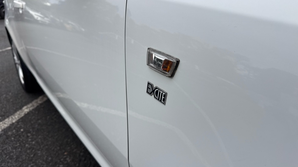 Vauxhall Corsa 1.4 Excite 3dr [AC] Petrol Hatchback - Image 24