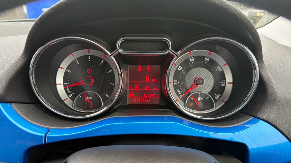 Vauxhall Adam 1.4i Rocks 3dr Petrol Hatchback - Image 18