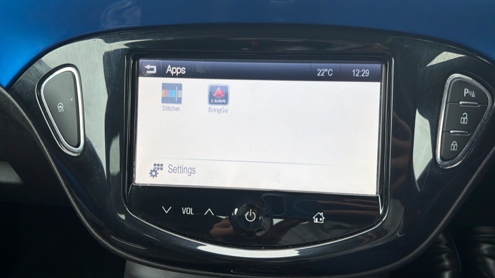 Vauxhall Adam 1.4i Rocks 3dr Petrol Hatchback - Image 31