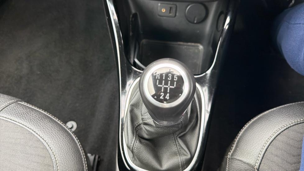 Vauxhall Adam 1.4i Rocks 3dr Petrol Hatchback - Image 36