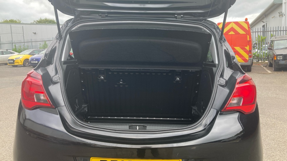 Vauxhall Corsa 1.4 SRi Vx-line Nav Black 5dr Petrol Hatchback - Image 4