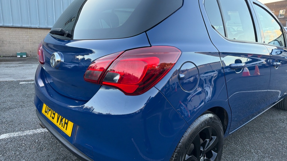 Vauxhall Corsa 1.4 Griffin 5dr Auto Petrol Hatchback - Image 40
