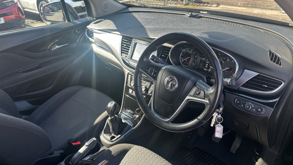 Vauxhall Mokka X 1.6i Active 5dr Petrol Hatchback - Image 11