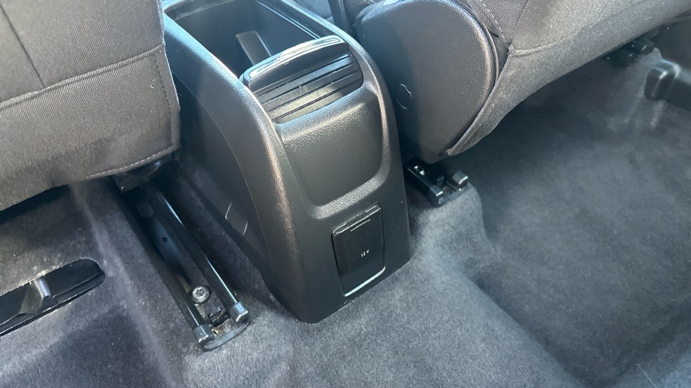 Vauxhall Mokka X 1.6i Active 5dr Petrol Hatchback - Image 21