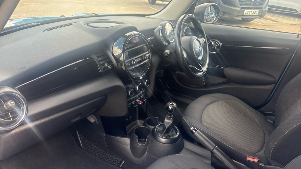 MINI Hatchback 1.2 One 5dr Petrol Hatchback - Image 9