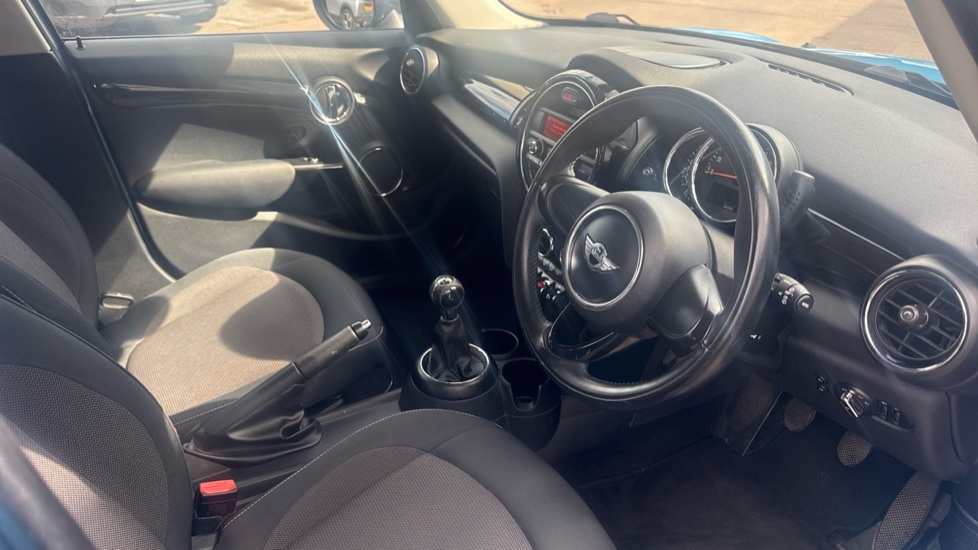 MINI Hatchback 1.2 One 5dr Petrol Hatchback - Image 11