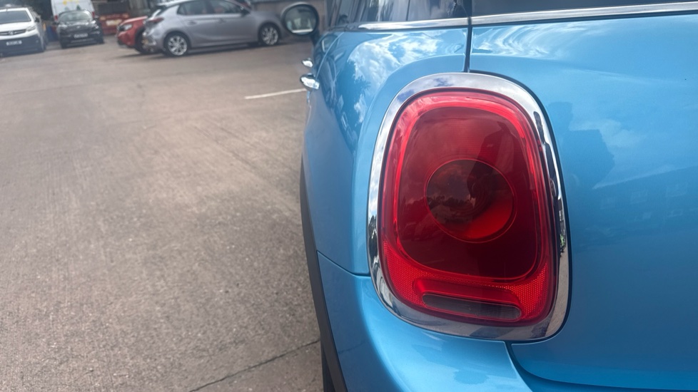 MINI Hatchback 1.2 One 5dr Petrol Hatchback - Image 24