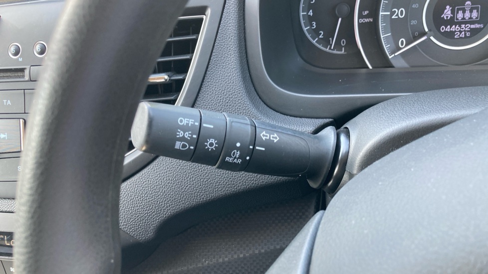 Honda CR-V 2.0 i-VTEC S 5dr 2WD Petrol Estate - Image 25