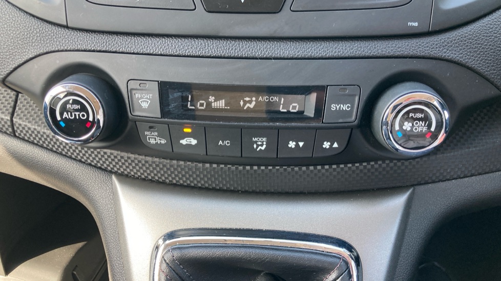 Honda CR-V 2.0 i-VTEC S 5dr 2WD Petrol Estate - Image 30