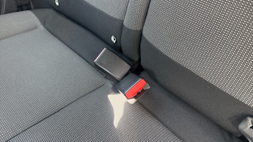 Citroen C3 1.2 PureTech 82 Feel 5dr Petrol Hatchback - Image 17