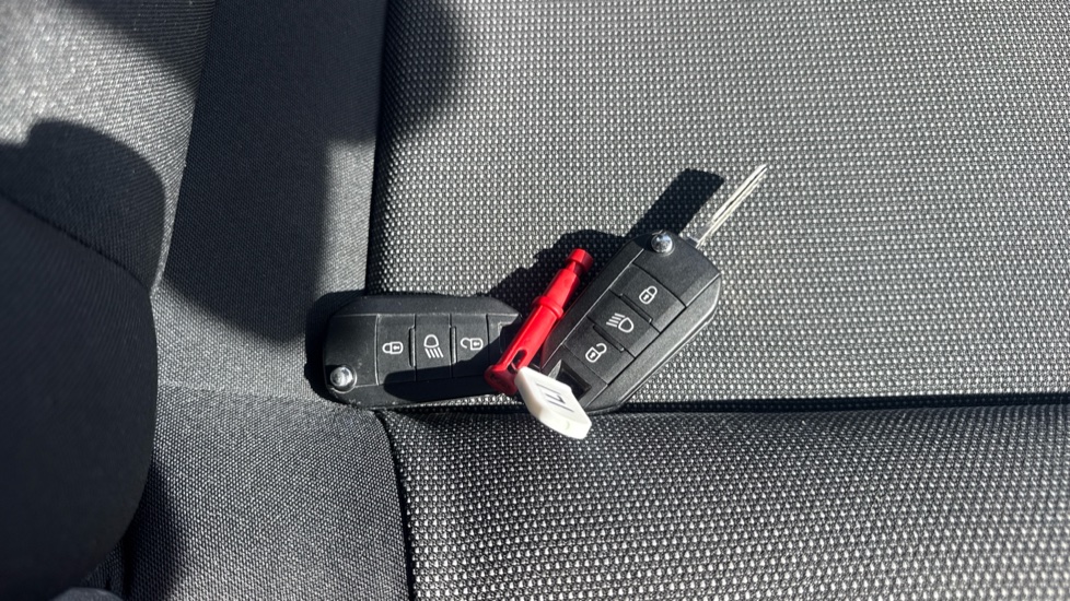 Citroen C3 1.2 PureTech 82 Feel 5dr Petrol Hatchback - Image 20