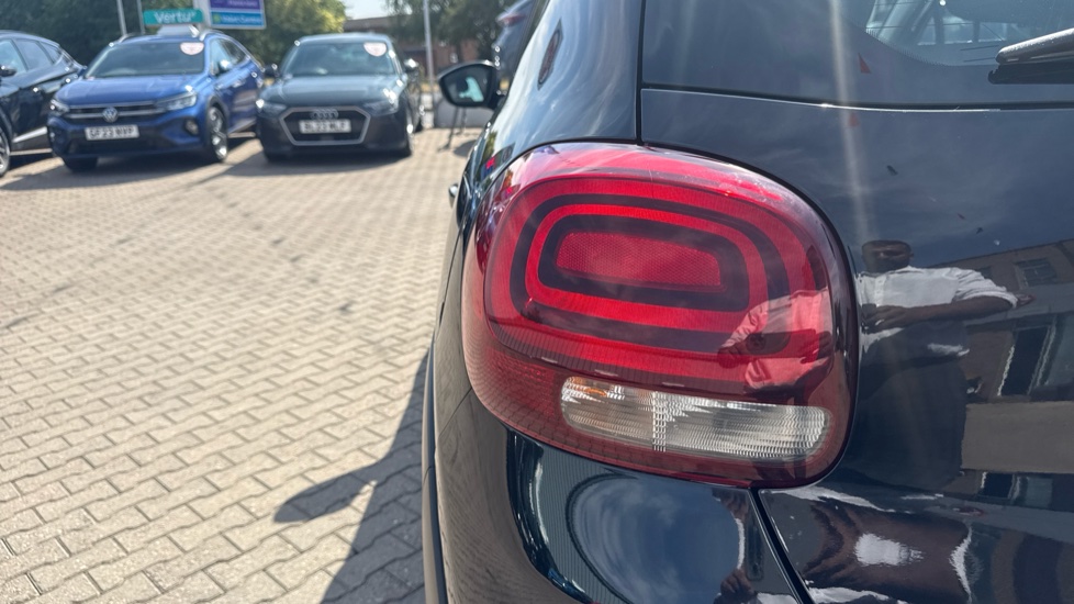 Citroen C3 1.2 PureTech 82 Feel 5dr Petrol Hatchback - Image 24