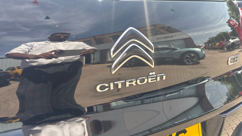 Citroen C3 1.2 PureTech 82 Feel 5dr Petrol Hatchback - Image 25