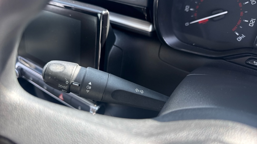 Citroen C3 1.2 PureTech 82 Feel 5dr Petrol Hatchback - Image 32