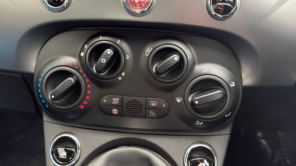Fiat 500 1.2 S 3dr Petrol Hatchback - Image 31