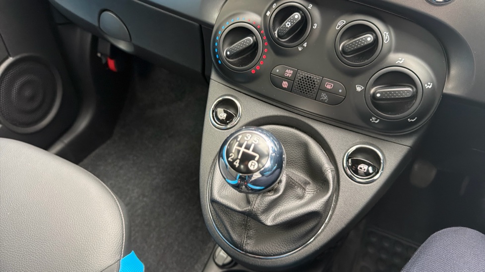 Fiat 500 1.2 S 3dr Petrol Hatchback - Image 33