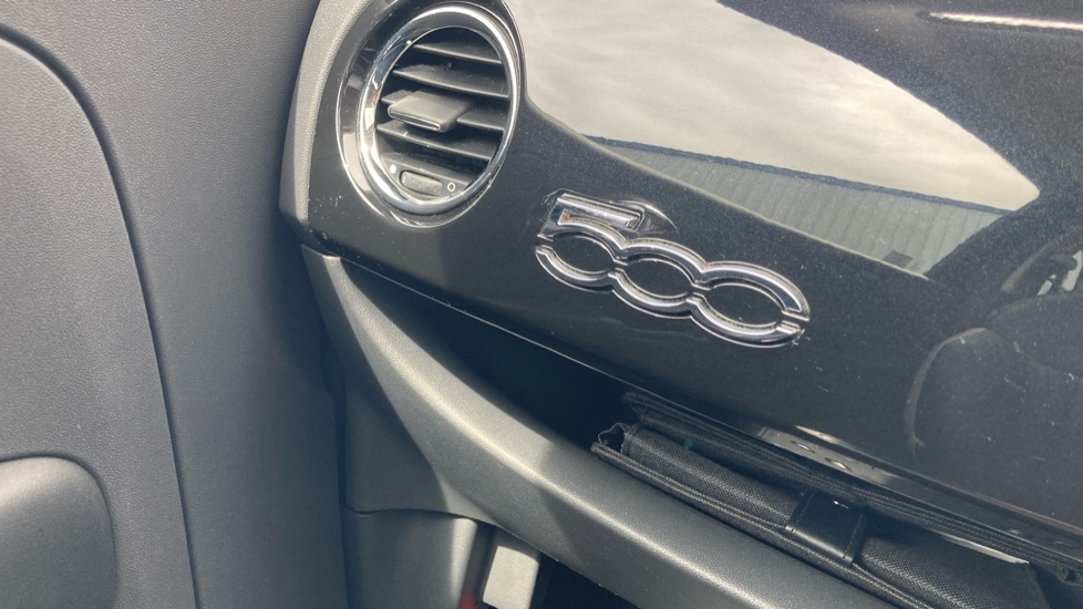 Fiat 500 1.2 Ron Arad Edition 3dr Petrol Hatchback - Image 48