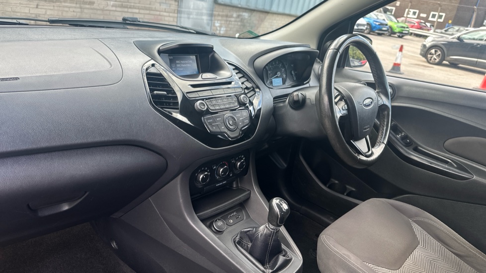 Ford KA+ 1.2 85 Zetec Black Edition 5dr Petrol Hatchback - Image 9