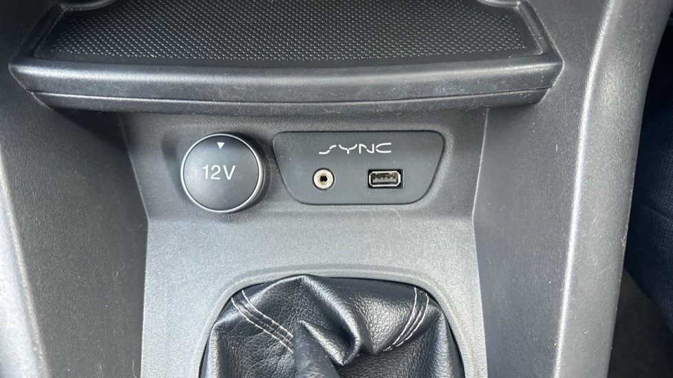 Ford KA+ 1.2 85 Zetec Black Edition 5dr Petrol Hatchback - Image 32