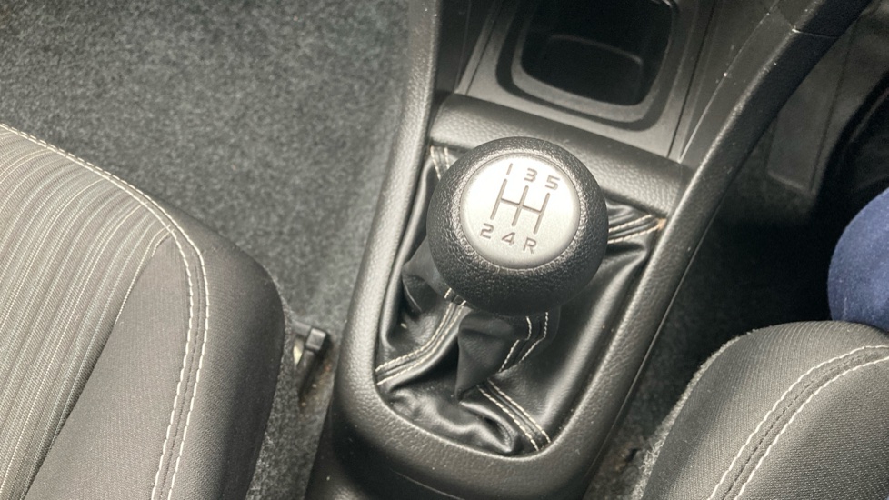 Suzuki Swift 1.2 SZ-L [Nav] 5dr Petrol Hatchback - Image 47