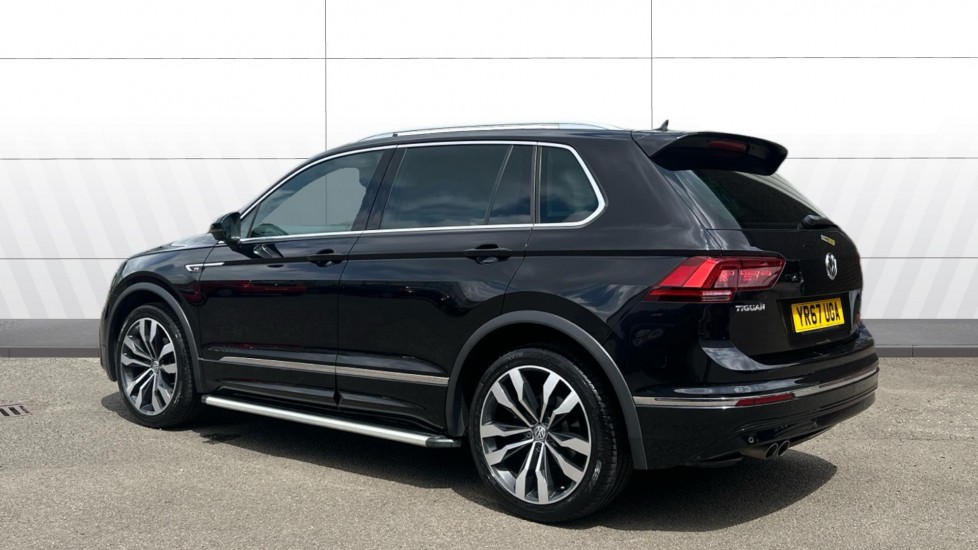 Volkswagen Tiguan 2.0 TDi 150 4Motion R-Line 5dr Diesel Estate - Image 2