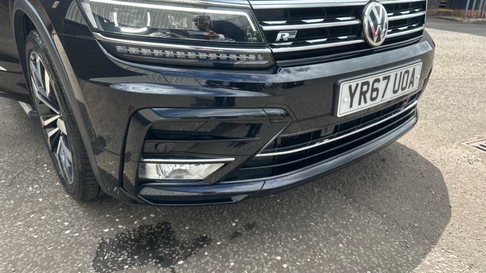 Volkswagen Tiguan 2.0 TDi 150 4Motion R-Line 5dr Diesel Estate - Image 47