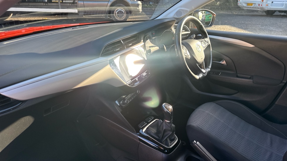 Vauxhall Corsa 1.2 SE Premium 5dr Petrol Hatchback - Image 9