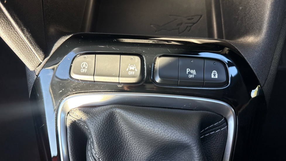 Vauxhall Corsa 1.2 SE Premium 5dr Petrol Hatchback - Image 37