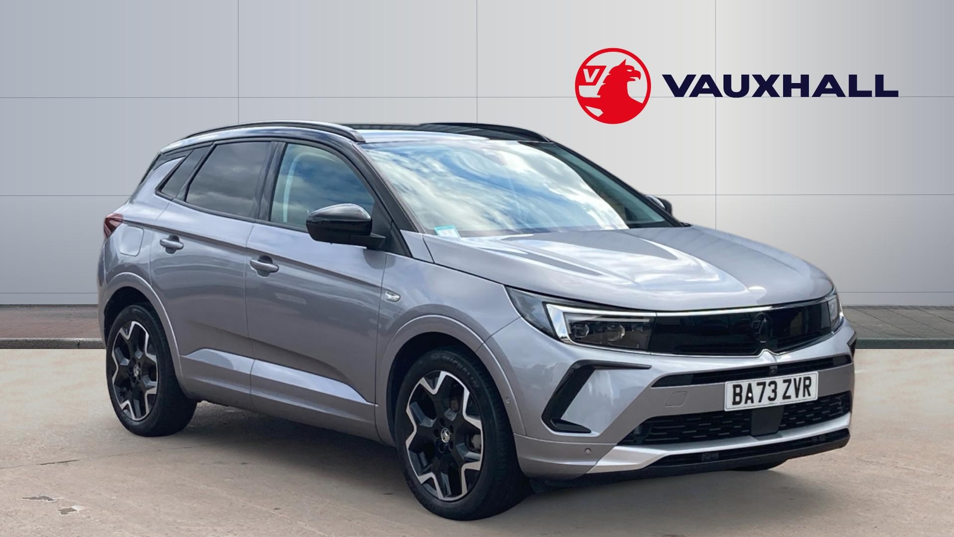 Vauxhall Grandland listing photo