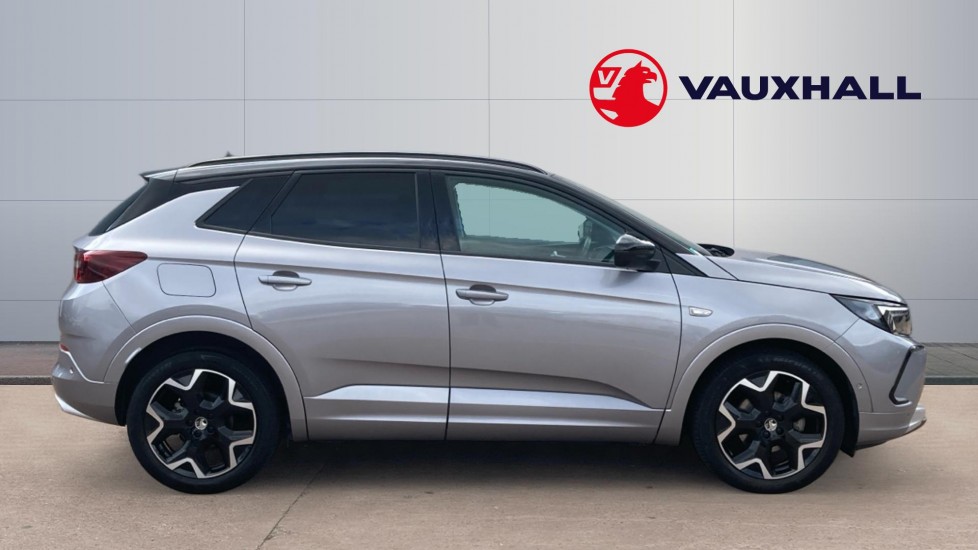 Vauxhall Grandland 1.2 Turbo Ultimate 5dr Petrol Hatchback - Image 5