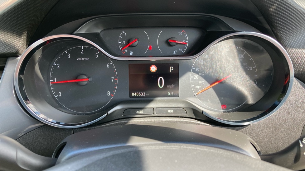 Vauxhall Crossland X 1.2T [130] Elite Nav 5dr [Start Stop] Auto Petrol Hatchback - Image 18
