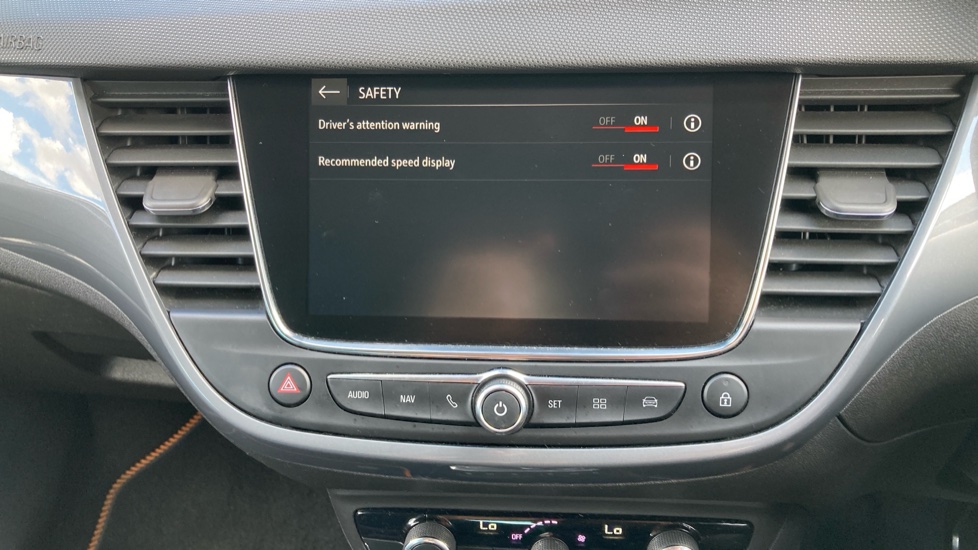 Vauxhall Crossland X 1.2T [130] Elite Nav 5dr [Start Stop] Auto Petrol Hatchback - Image 27