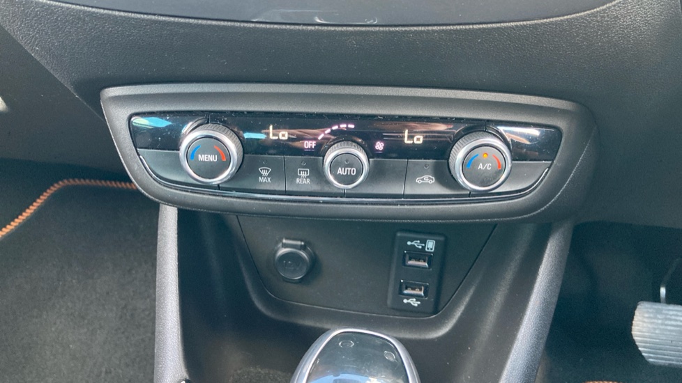 Vauxhall Crossland X 1.2T [130] Elite Nav 5dr [Start Stop] Auto Petrol Hatchback - Image 28