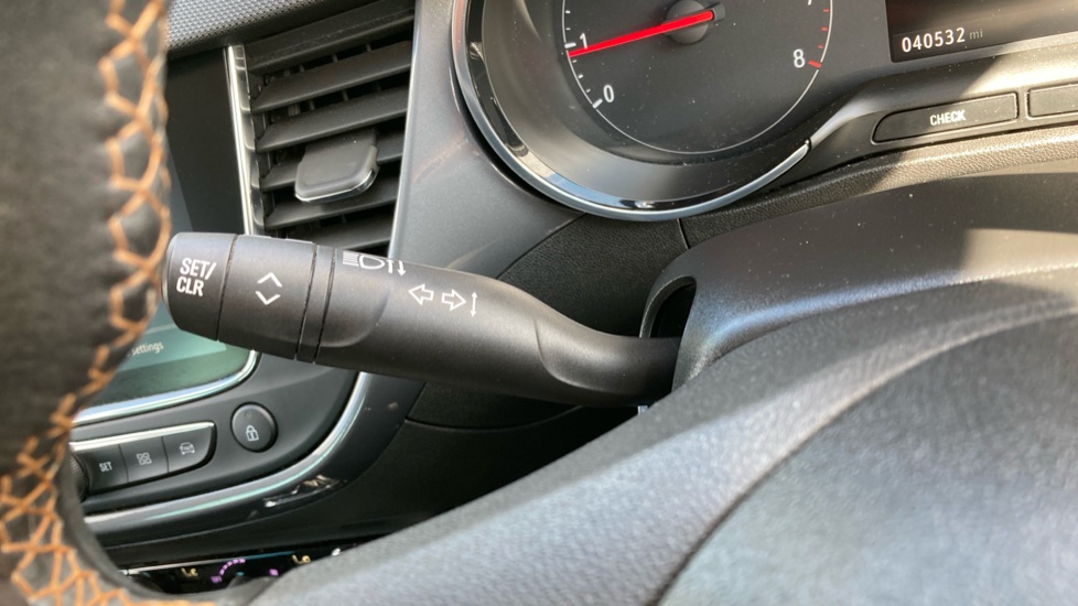 Vauxhall Crossland X 1.2T [130] Elite Nav 5dr [Start Stop] Auto Petrol Hatchback - Image 34
