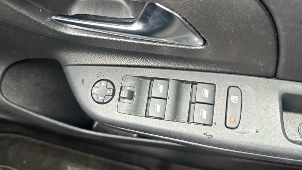 Vauxhall Corsa 1.2 Design 5dr Petrol Hatchback - Image 23