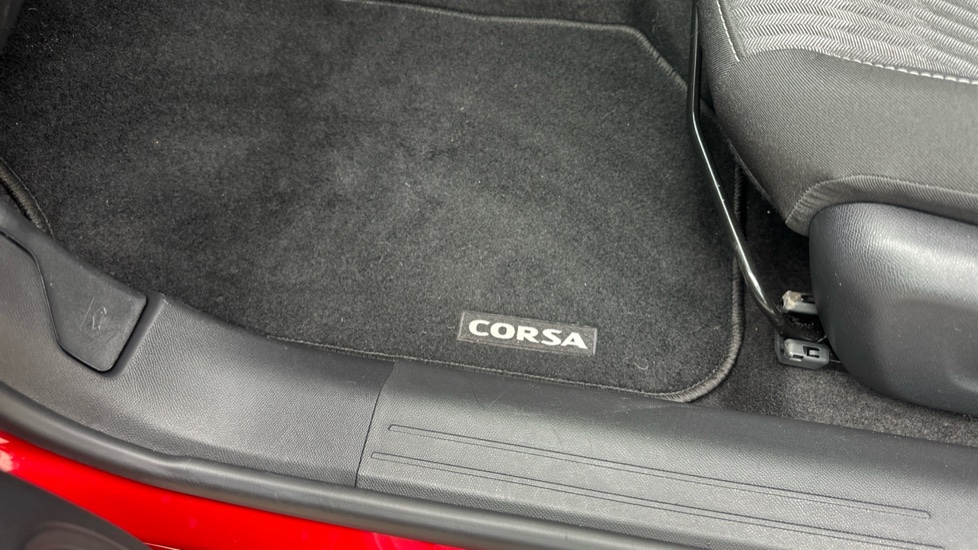 Vauxhall Corsa 1.2 Design 5dr Petrol Hatchback - Image 39