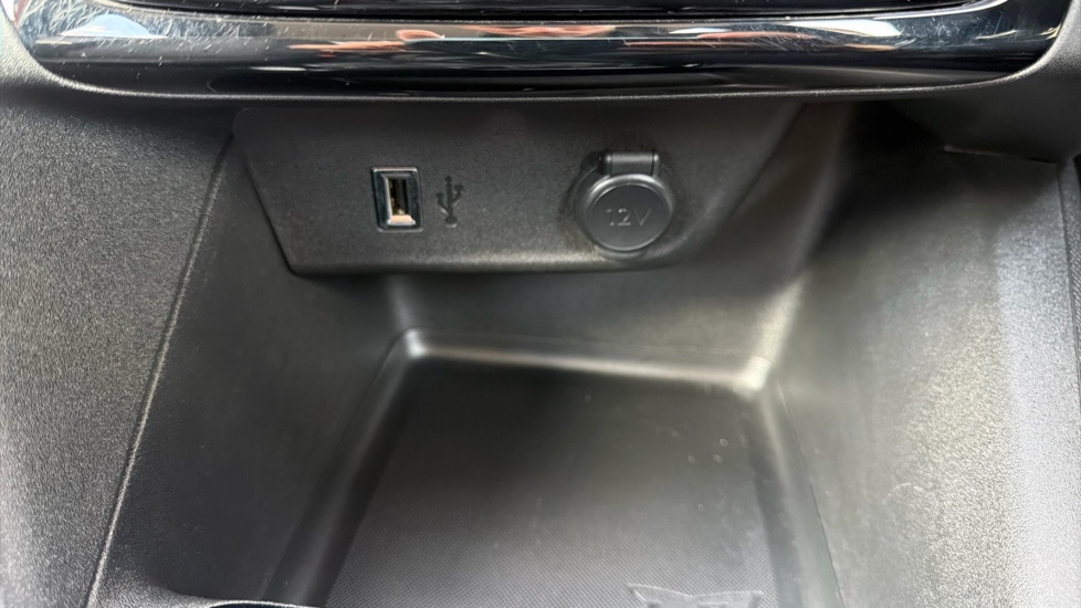 Vauxhall Corsa 1.2 Griffin 5dr Petrol Hatchback - Image 34