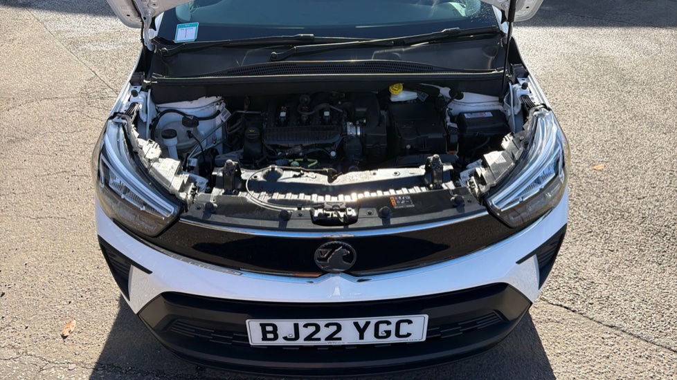 Vauxhall Crossland 1.2 Design 5dr Petrol Hatchback - Image 8