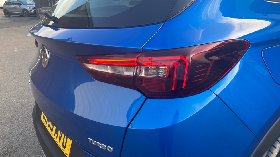 Vauxhall Grandland X 1.2 Turbo Elite Nav 5dr Auto [8 Speed] Petrol Hatchback - Image 29