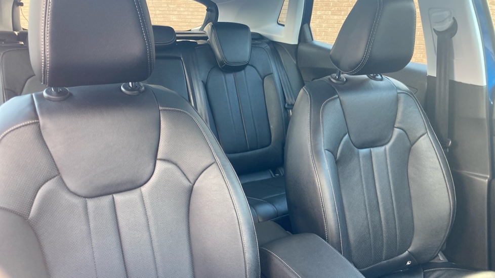 Vauxhall Grandland X 1.2 Turbo Elite Nav 5dr Auto [8 Speed] Petrol Hatchback - Image 34