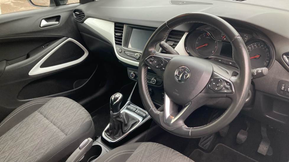 Vauxhall Crossland X 1.2 [83] Griffin 5dr [Start Stop] Petrol Hatchback - Image 11
