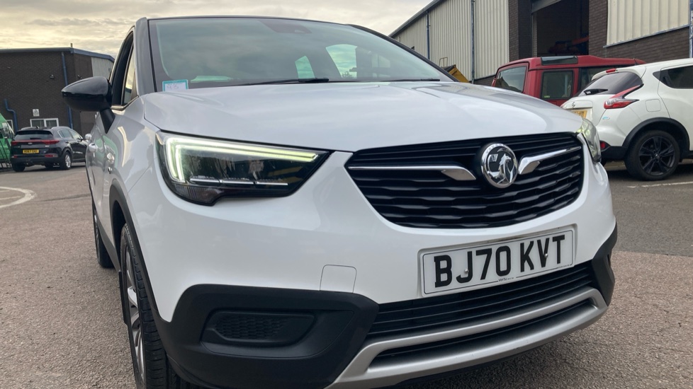 Vauxhall Crossland X 1.2 [83] Griffin 5dr [Start Stop] Petrol Hatchback - Image 23