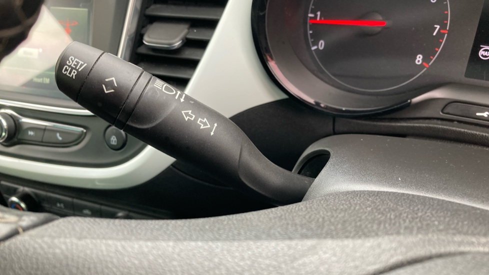 Vauxhall Crossland X 1.2 [83] Griffin 5dr [Start Stop] Petrol Hatchback - Image 36