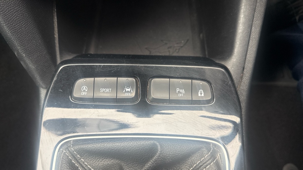 Vauxhall Mokka 1.2 Turbo SRi 5dr Petrol Hatchback - Image 39